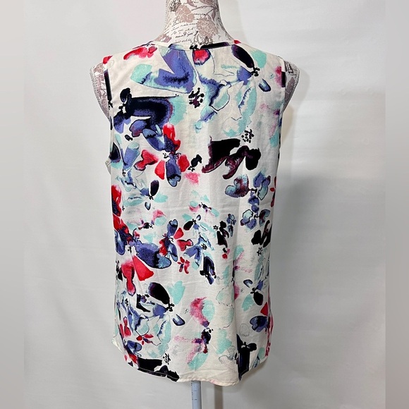 SANCTUARY White with red abstract floral design sleeveless top size M. - Picture 6 of 12
